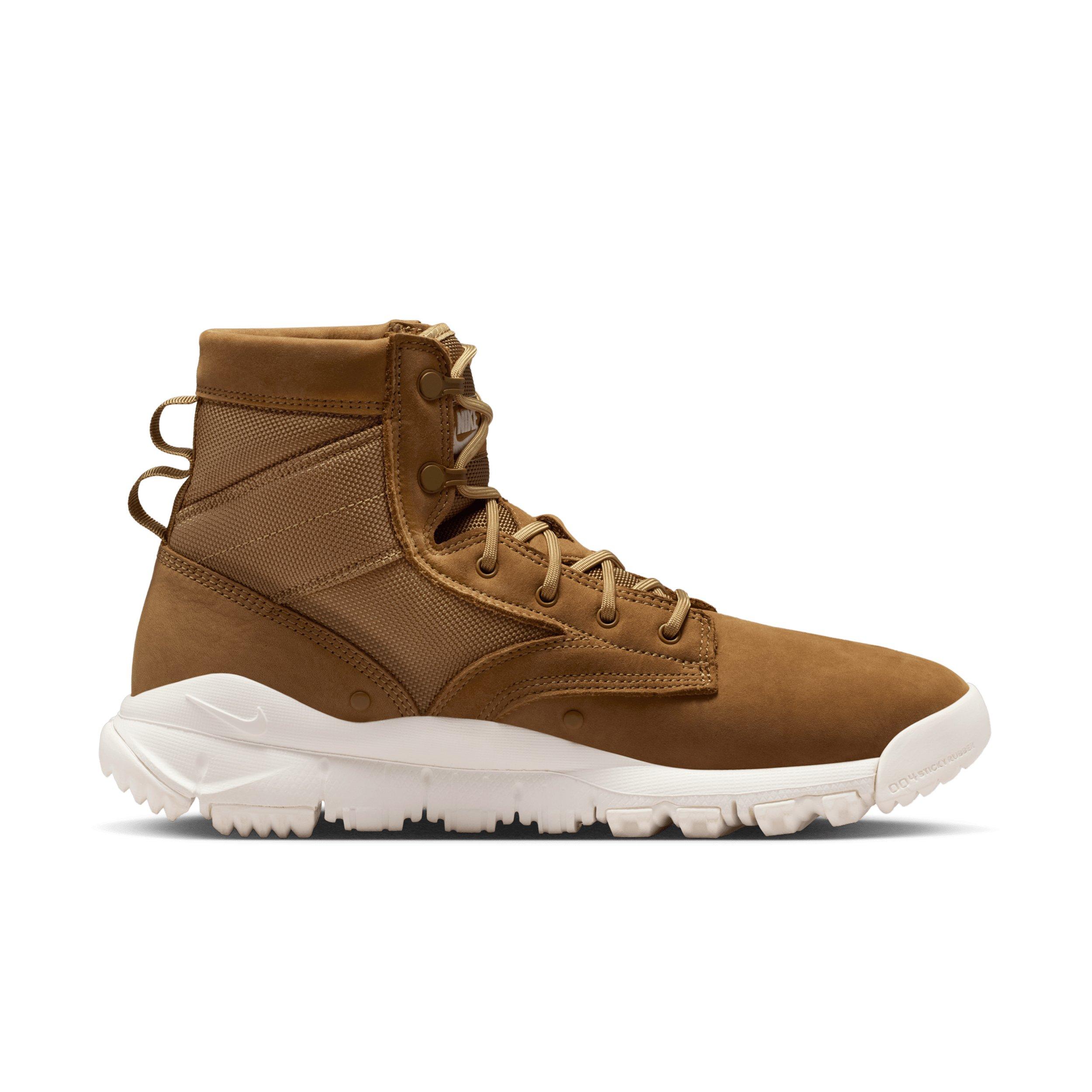 Nike SFB 6 NSW Leather Waterproof GORE-TEX Boot | Hibbett